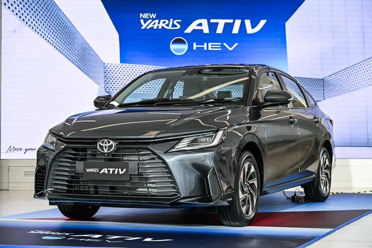 Toyota Vios Hybrid phiên bản mới