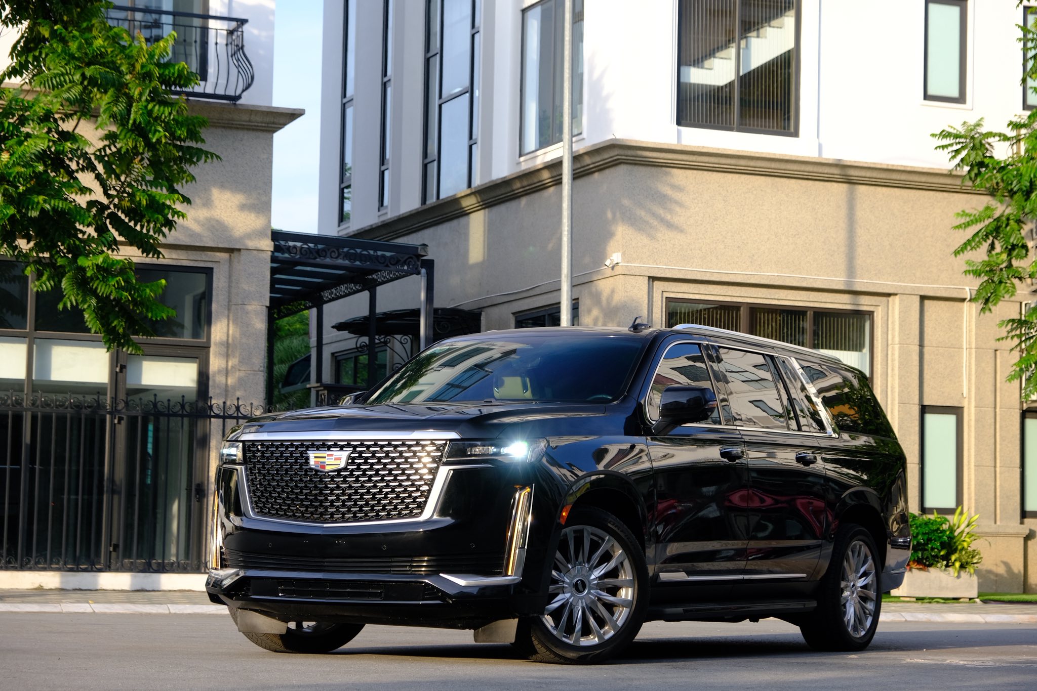 Cadillac Escalade Premium Luxury 600 rao bán tại Việt Nam