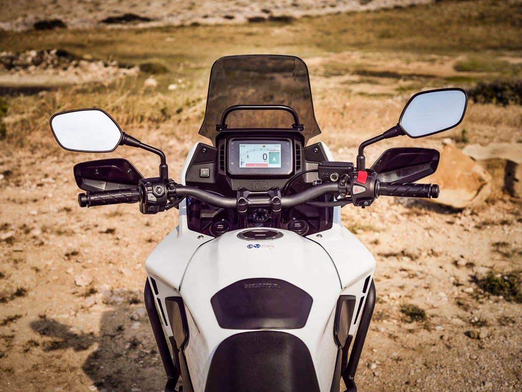 Màn hình TFT trên Honda NX500