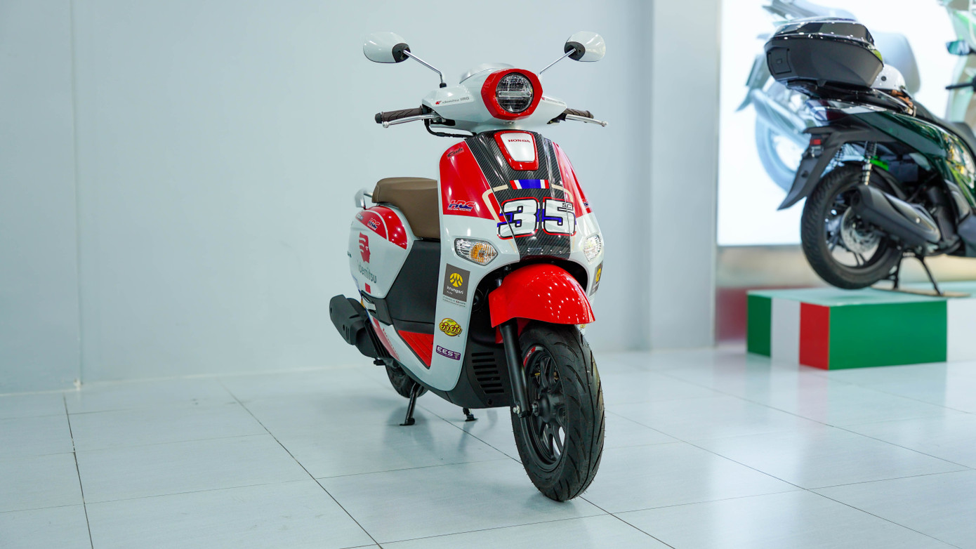 Honda Giorno+ SC35 ThaiGP Limited Edition đầu tiên về Việt Nam