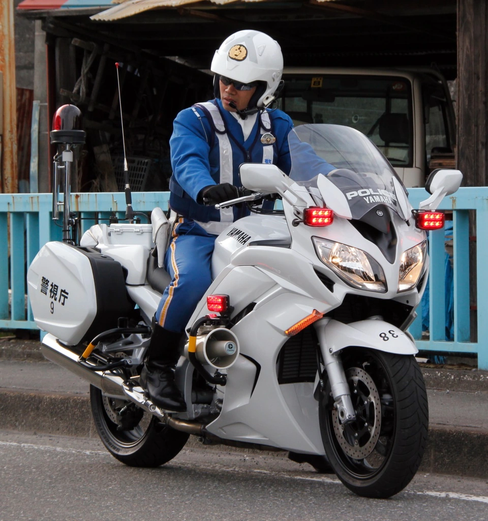Xe Yamaha FJR1300P cảnh sát Nhật Bản