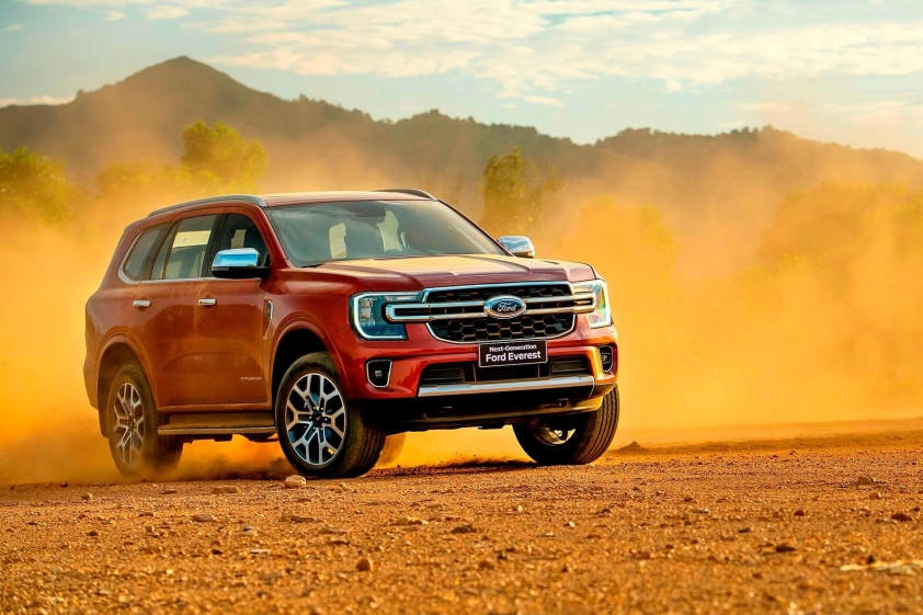 Ford Everest tháng 7/2025