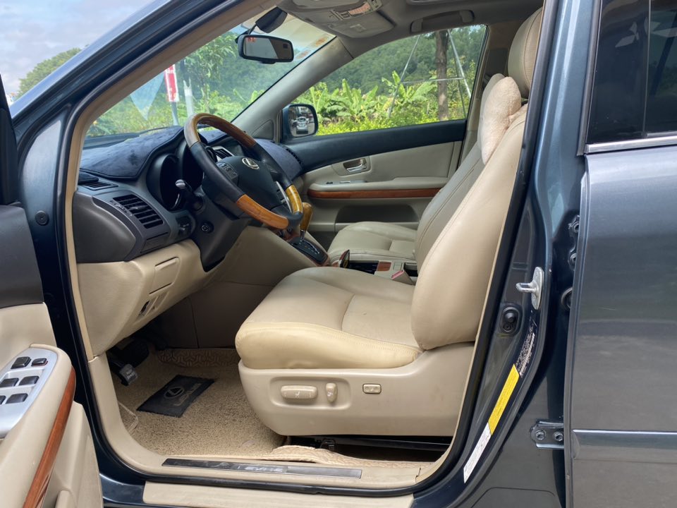 Ghế chỉnh điện tích hợp sưởi ấm