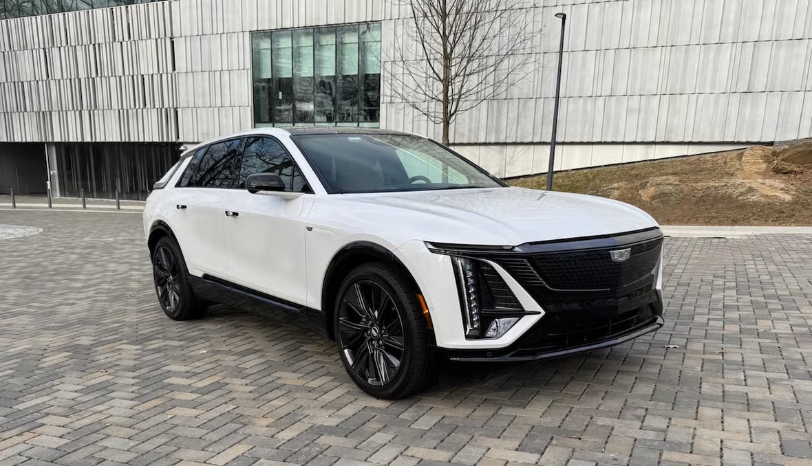 Ga tự động thích ứng trên Cadillac Lyriq
