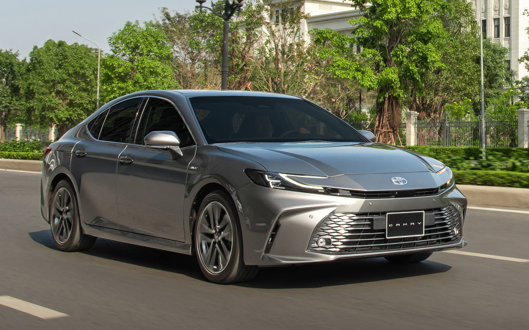 Camry HEV - công nghệ hybrid hàng đầu