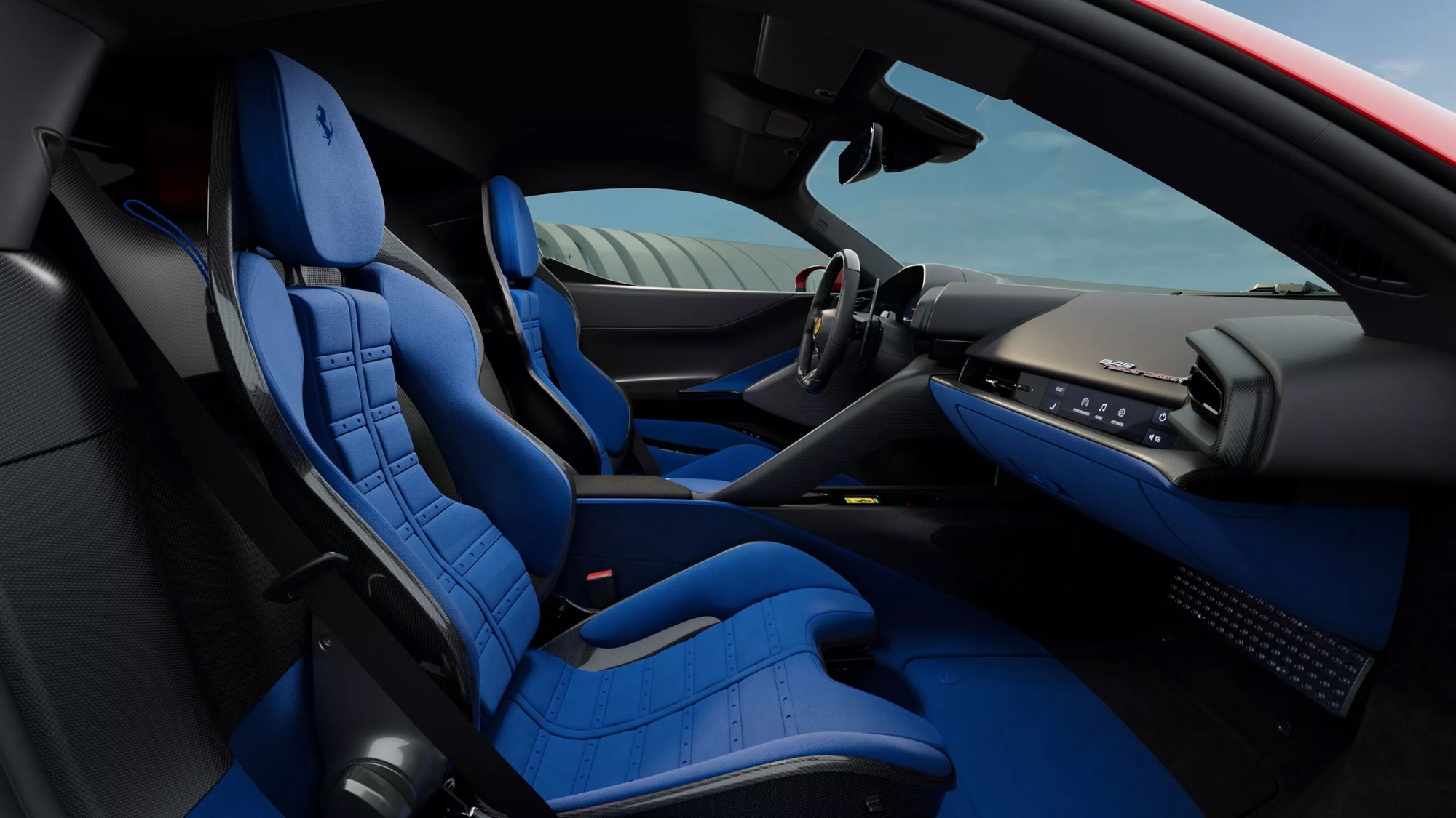 Khoang lái hiện đại và thể thao của Ferrari 849 Testarossa