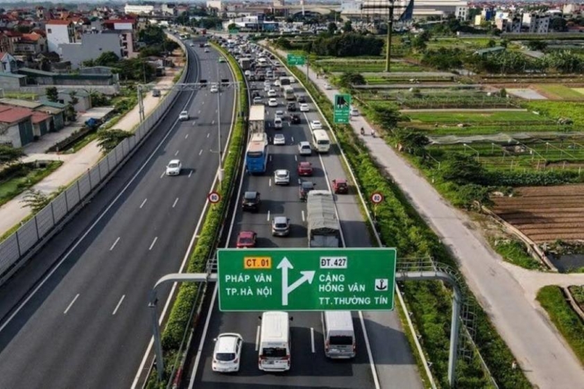 Giao thông trên cao tốc Pháp Vân - Cầu Giẽ