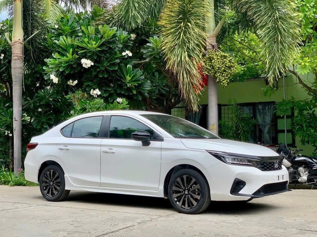 Honda City phiên bản sedan