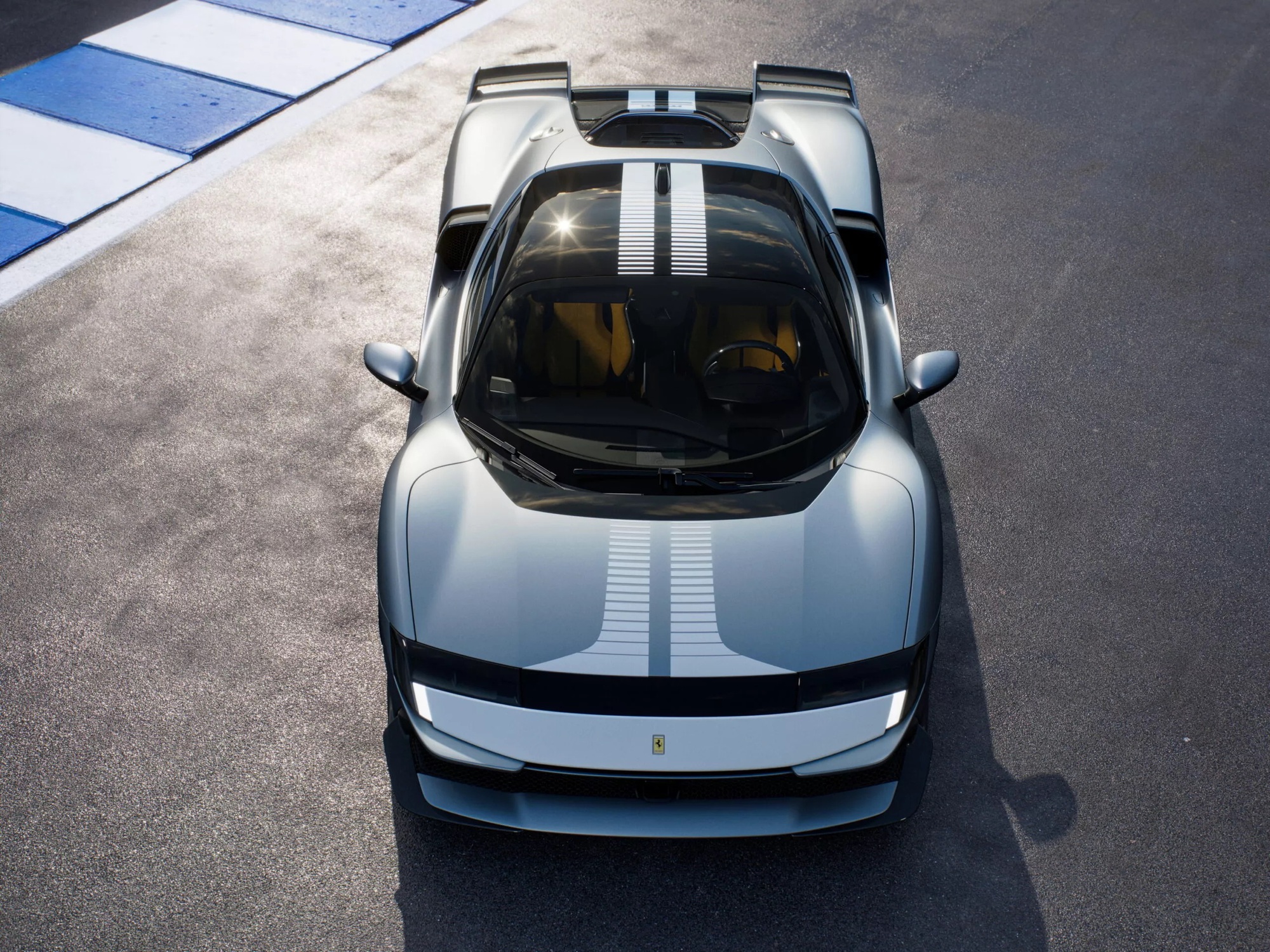 Ngoại thất xe Ferrari 849 Testarossa