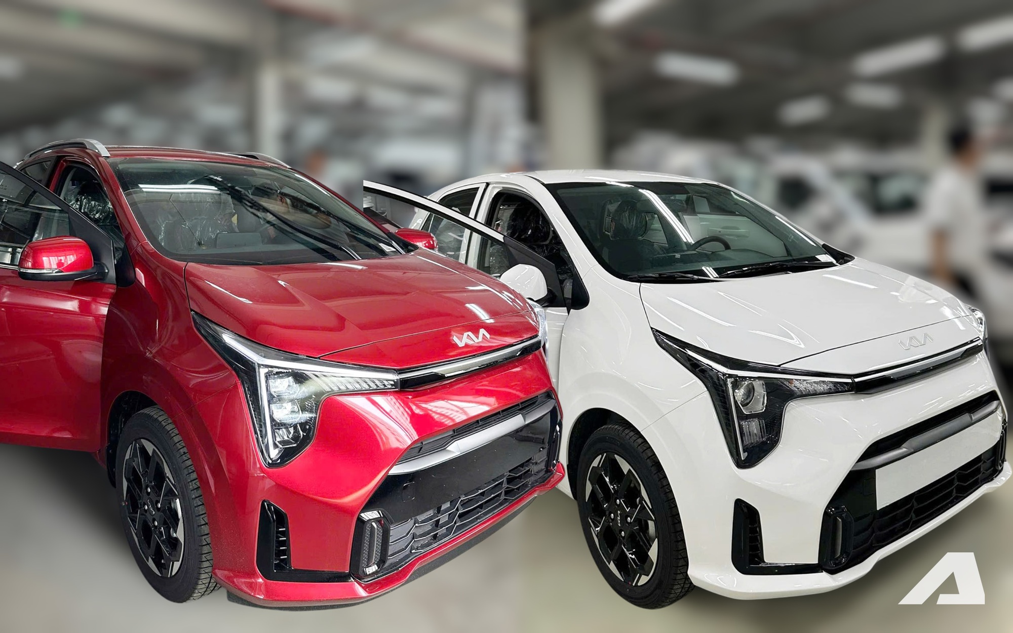 Hai chiếc Kia Morning 2025 mới được đưa về đại lý