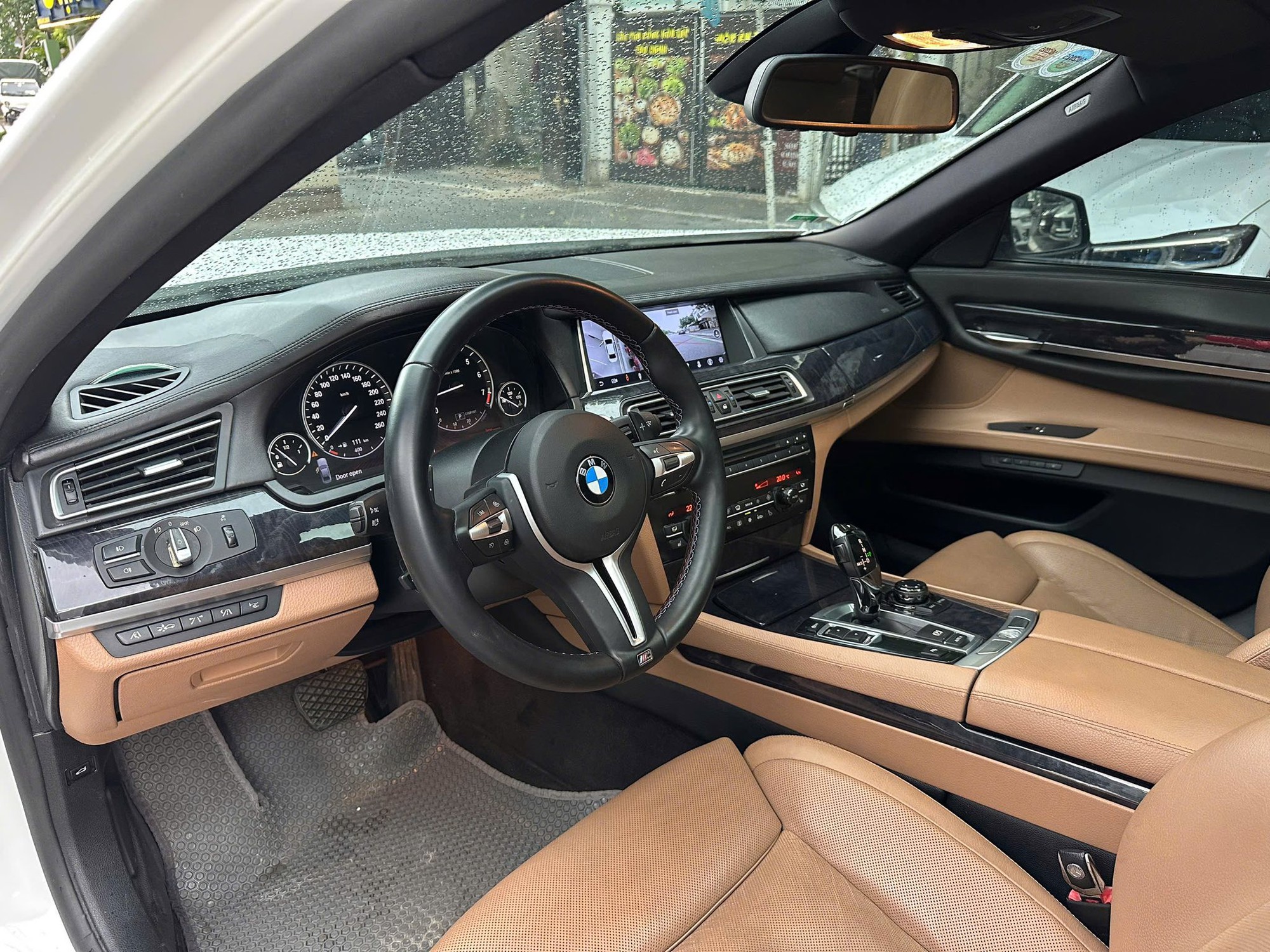 Nội thất xe BMW