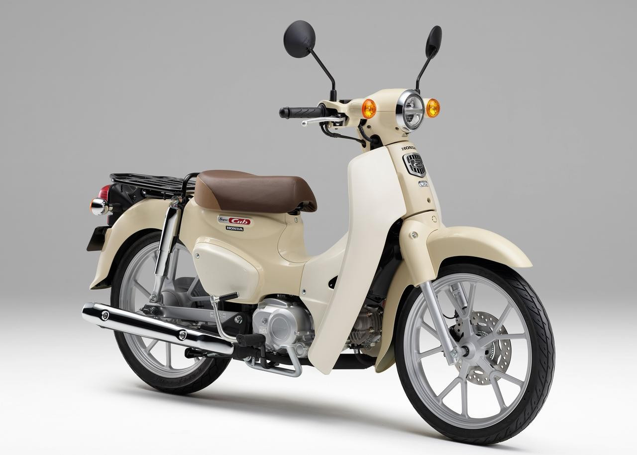 Super Cub 110 Lite phong cách cổ điển