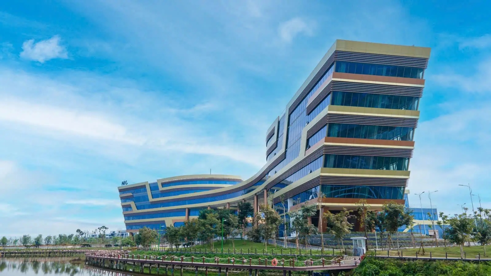 Trung tâm NIC từ góc nhìn rộng