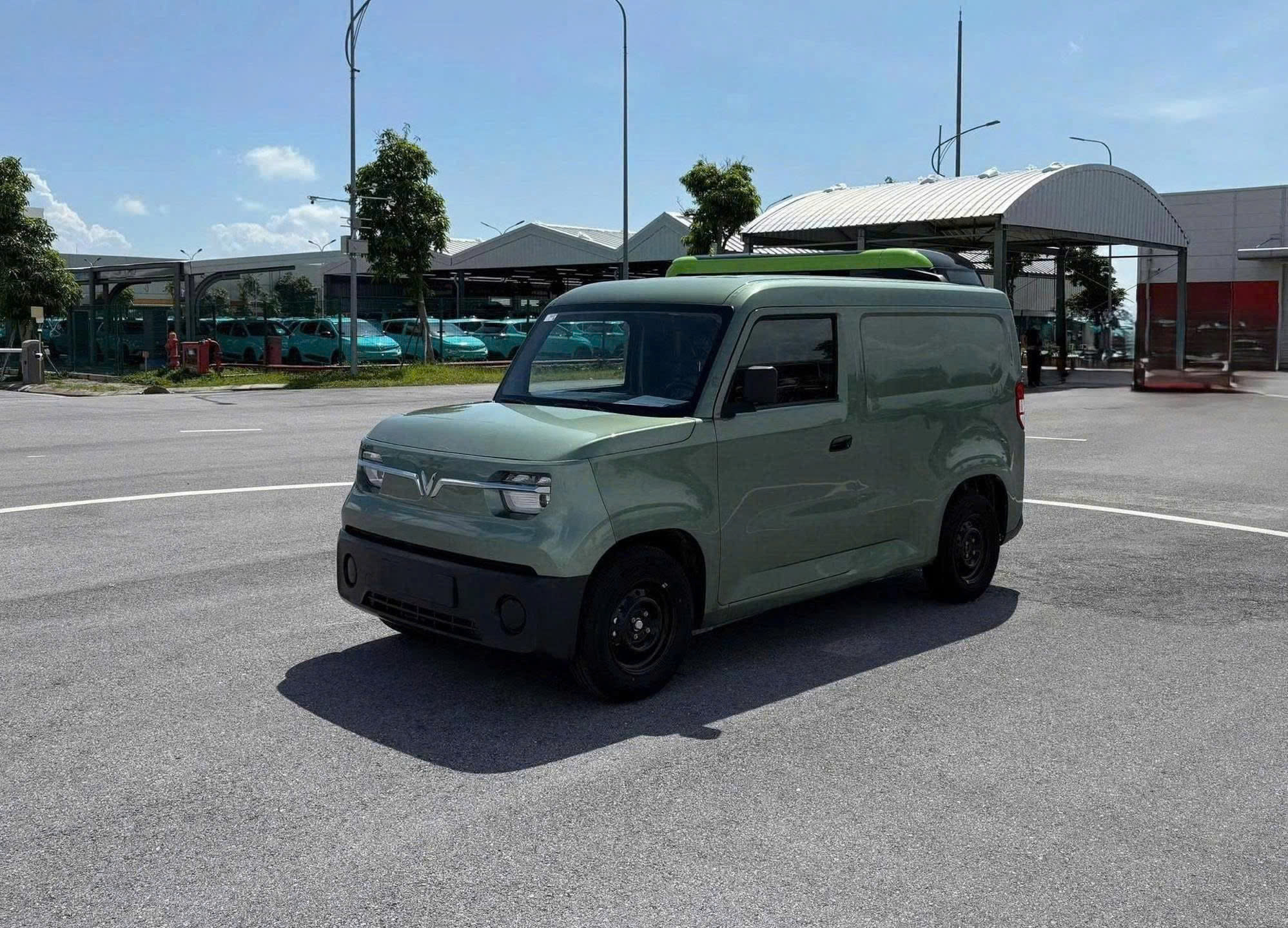 VinFast EC Van hình ảnh thực tế