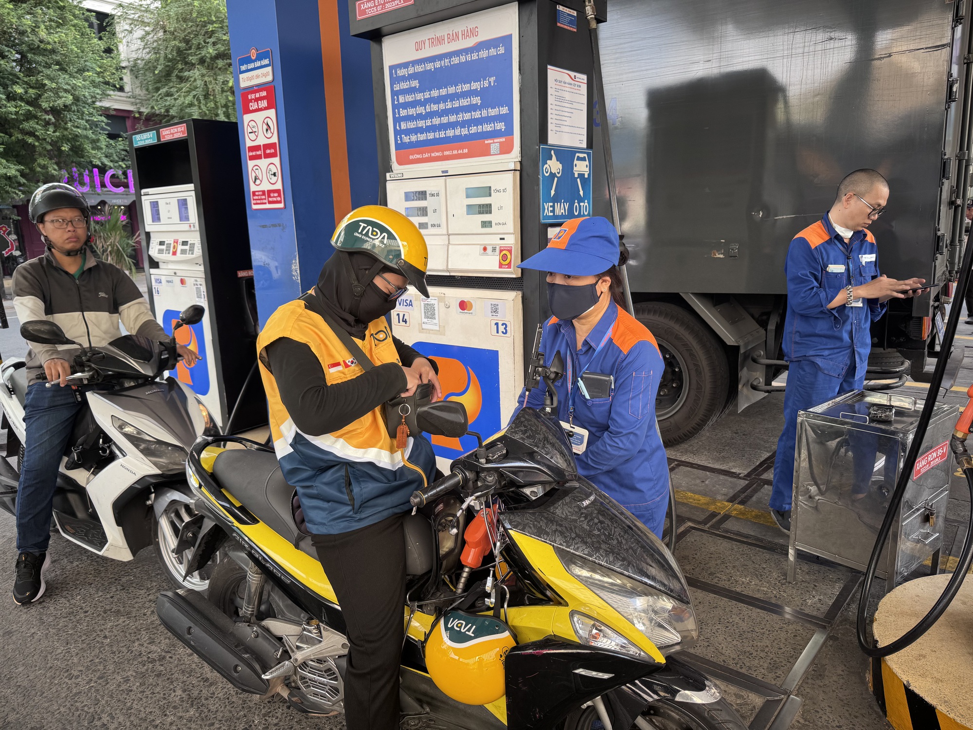 Hãng xe công nghệ không thu chiết khấu đối tác tài xế