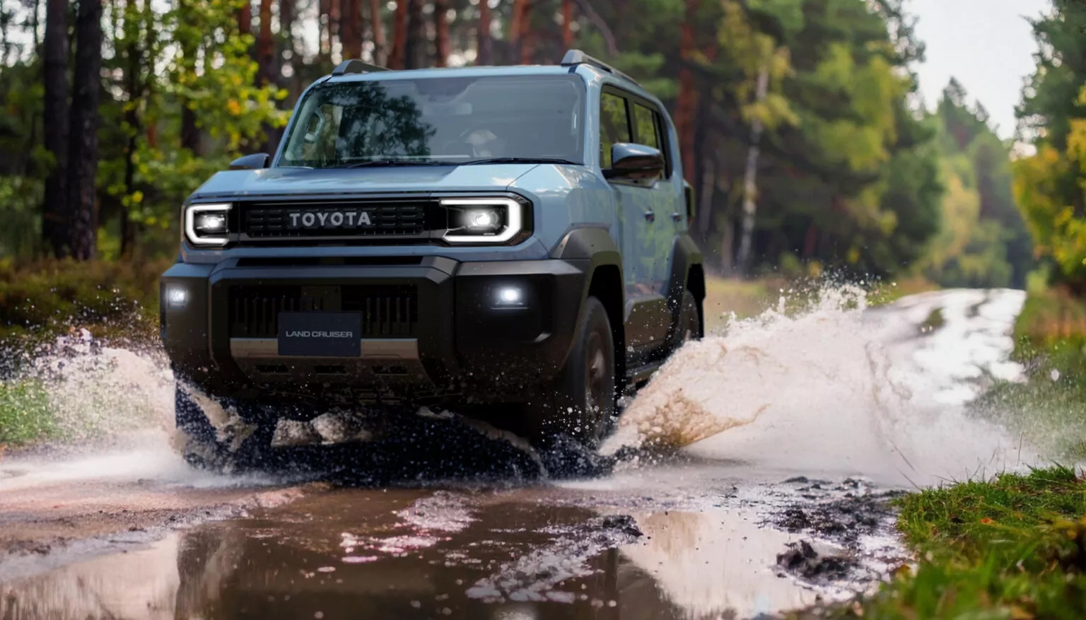 Hai kiểu thiết kế mặt ca-lăng Toyota Land Cruiser FJ