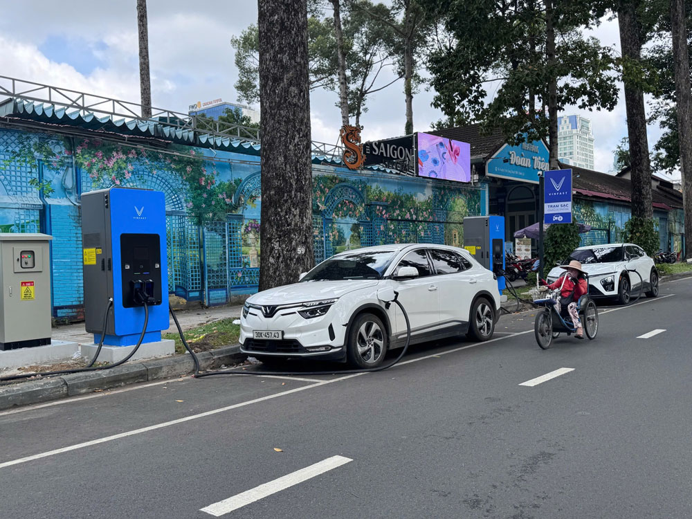 Các dòng ô tô hybrid, thuần điện sẽ xuất hiện nhiều hơn trên thị trường