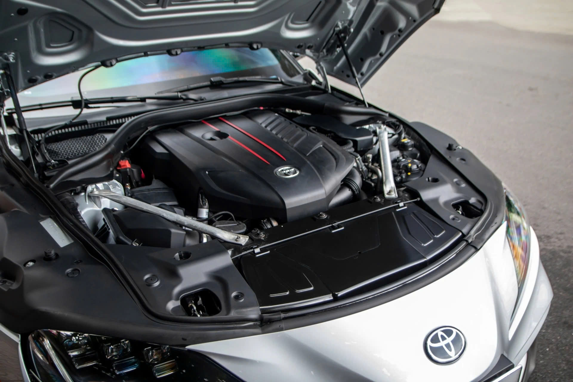 Toyota Supra xác nhận khai tử vào năm sau, chiếc xe của ông Đặng Lê Nguyên Vũ sẽ thành hàng hiếm- Ảnh 2. Động cơ Toyota Supra