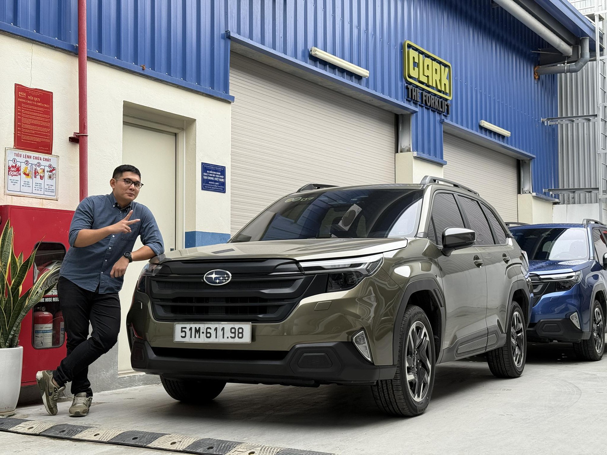 Lái Subaru Forester hết Sapa: ‘Lái hay, không đắt nhưng xin đừng cực đoan nữa…’- Ảnh 1. Anh Khánh Phan đánh giá cao khả năng vận hành của xe.