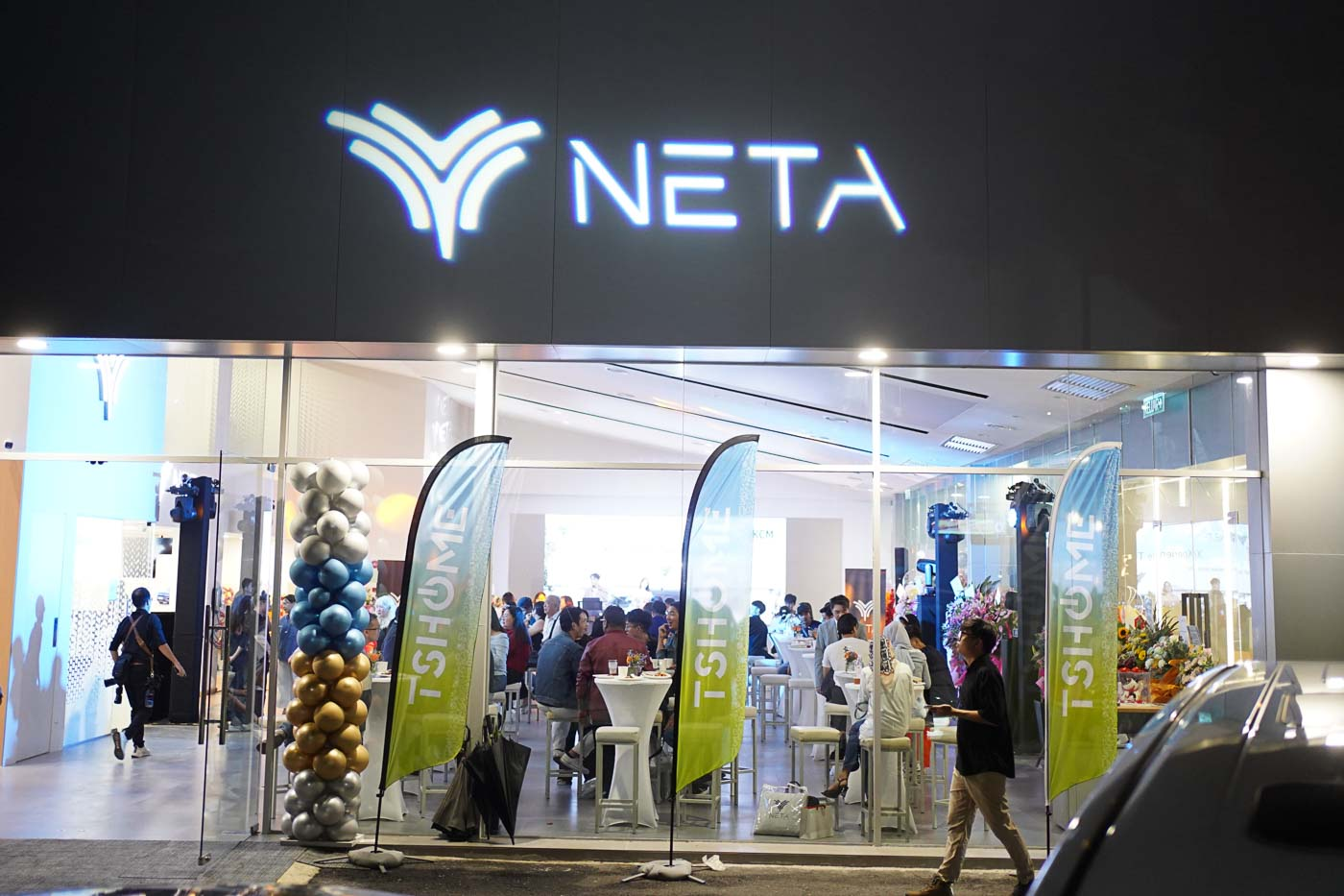 Đại lý xe Trung Quốc đóng cửa hàng loạt