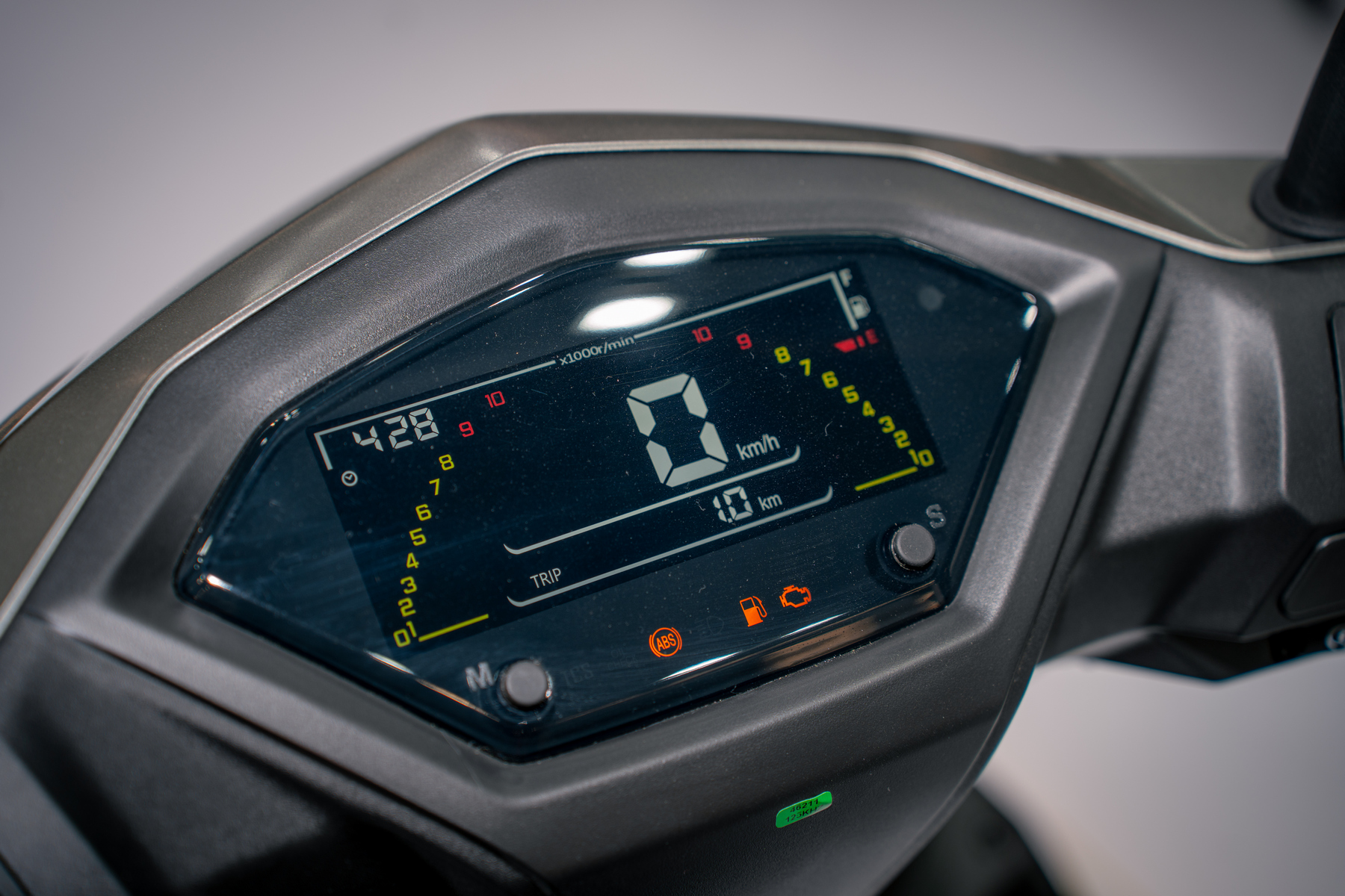 Cổng sạc USB QC trên xe SYM ECHS 125