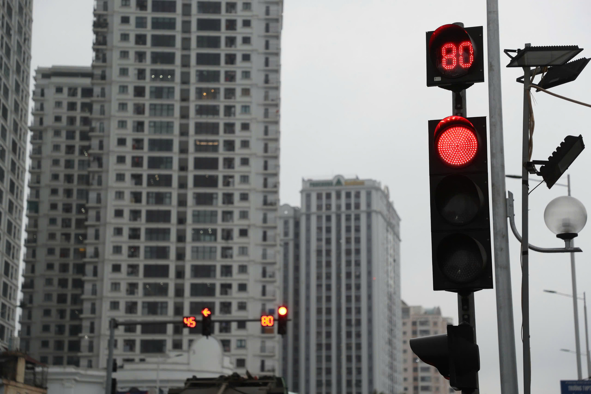 Xe đạp điện công cộng có mặt tại Hà Nội, giá thuê chỉ vài chục nghìn đồng- Ảnh 2. Giao thông Hà Nội áp dụng công nghệ AI