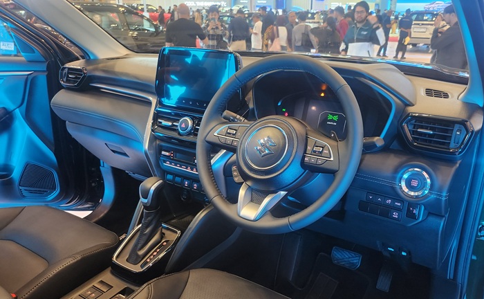 Nội thất Suzuki Grand Vitara 2025 Màn hình lớn và nội thất hiện đại
