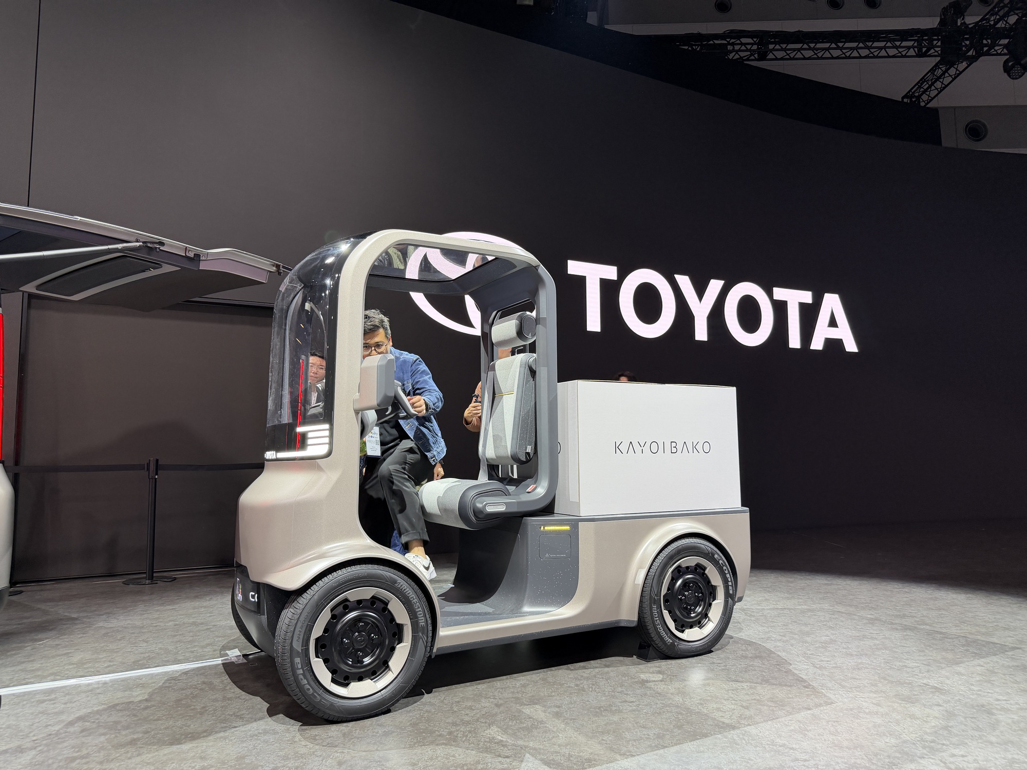 Mẫu concept xe chở hàng hướng tới trung hòa carbon