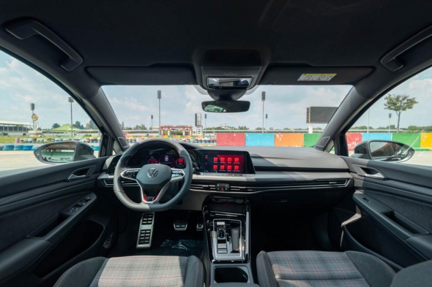 Golf R Performance với công suất trên 320 mã lực