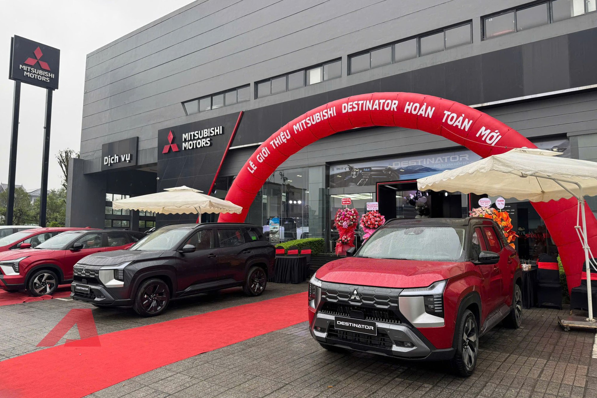 Mitsubishi Destinator tại đại lý