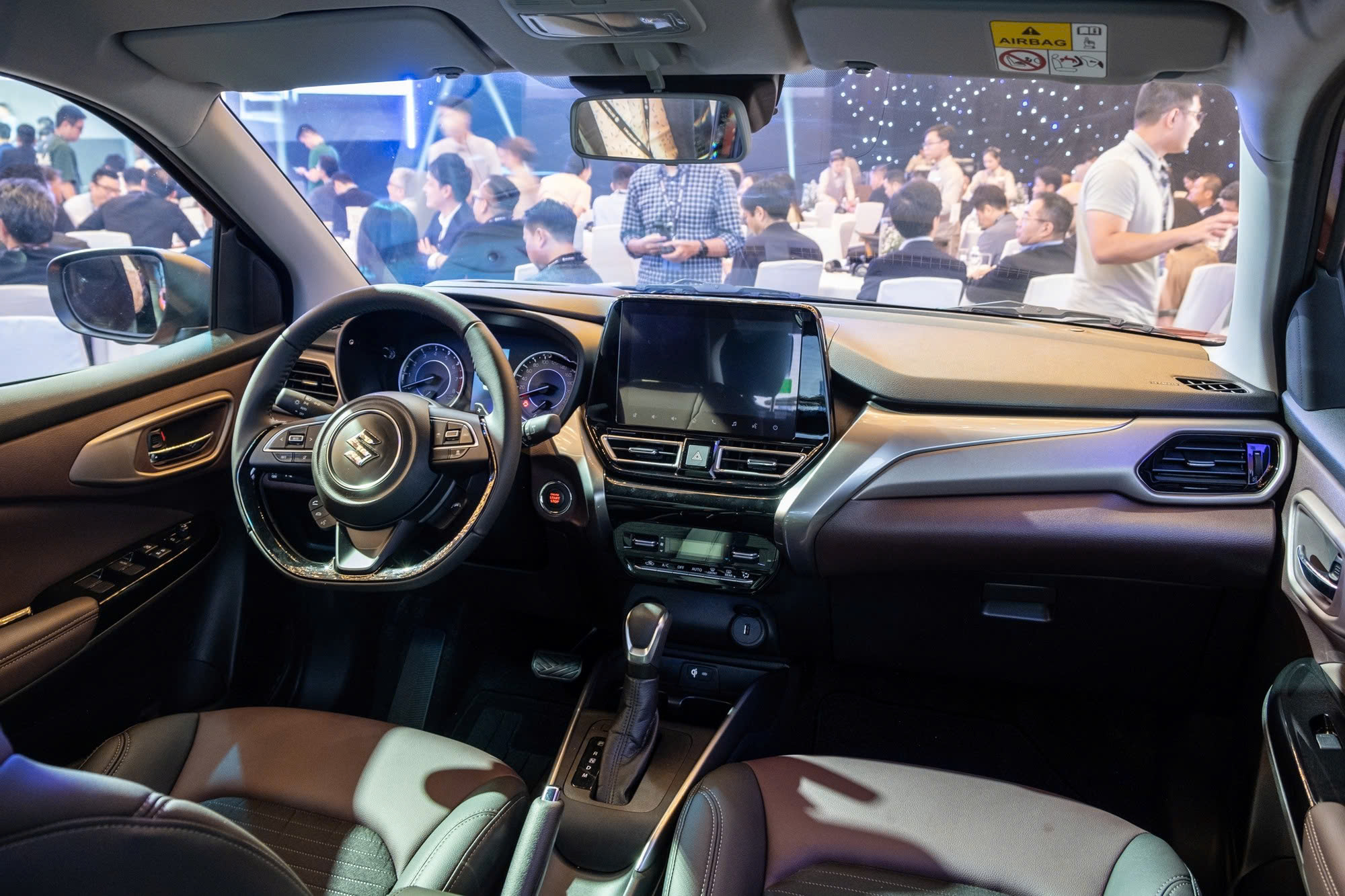 Tiện nghi bên trong Suzuki Fronx