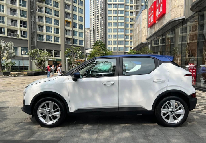 VinFast VF5 Plus với thiết kế nhỏ gọn phù hợp di chuyển trong thành phố