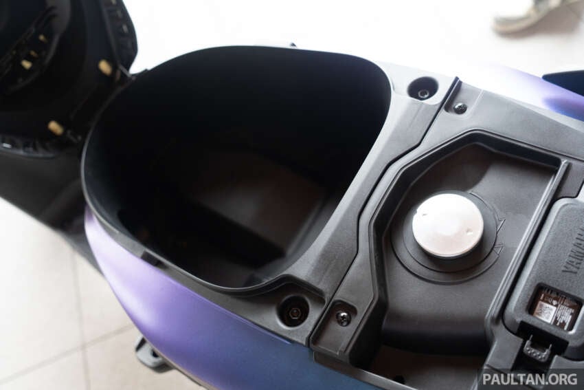 Giao diện người dùng thân thiện, nhiều tiện ích