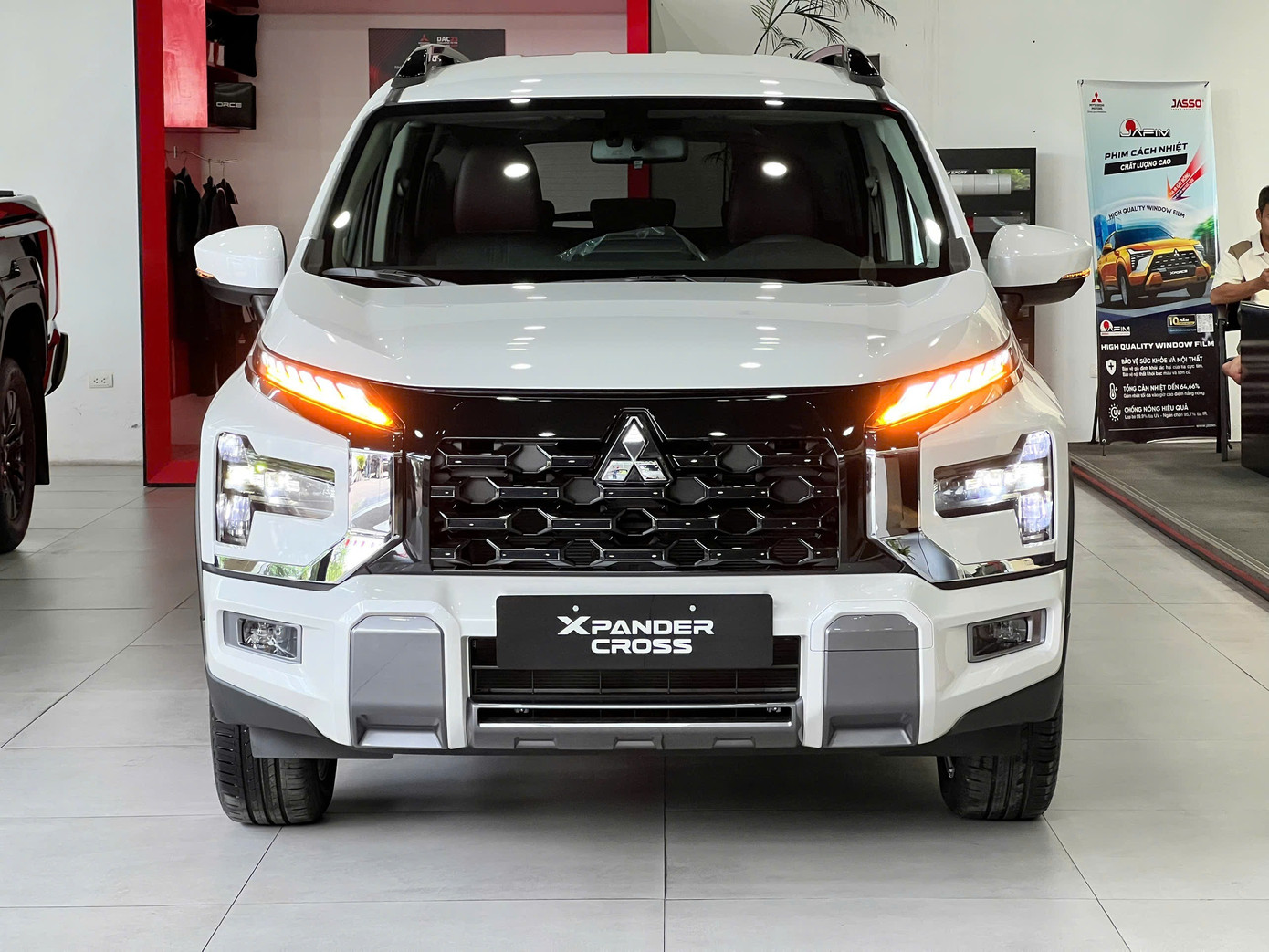 Mitsubishi giảm giá cuối năm Mitsubishi áp dụng nhiều ưu đãi lớn