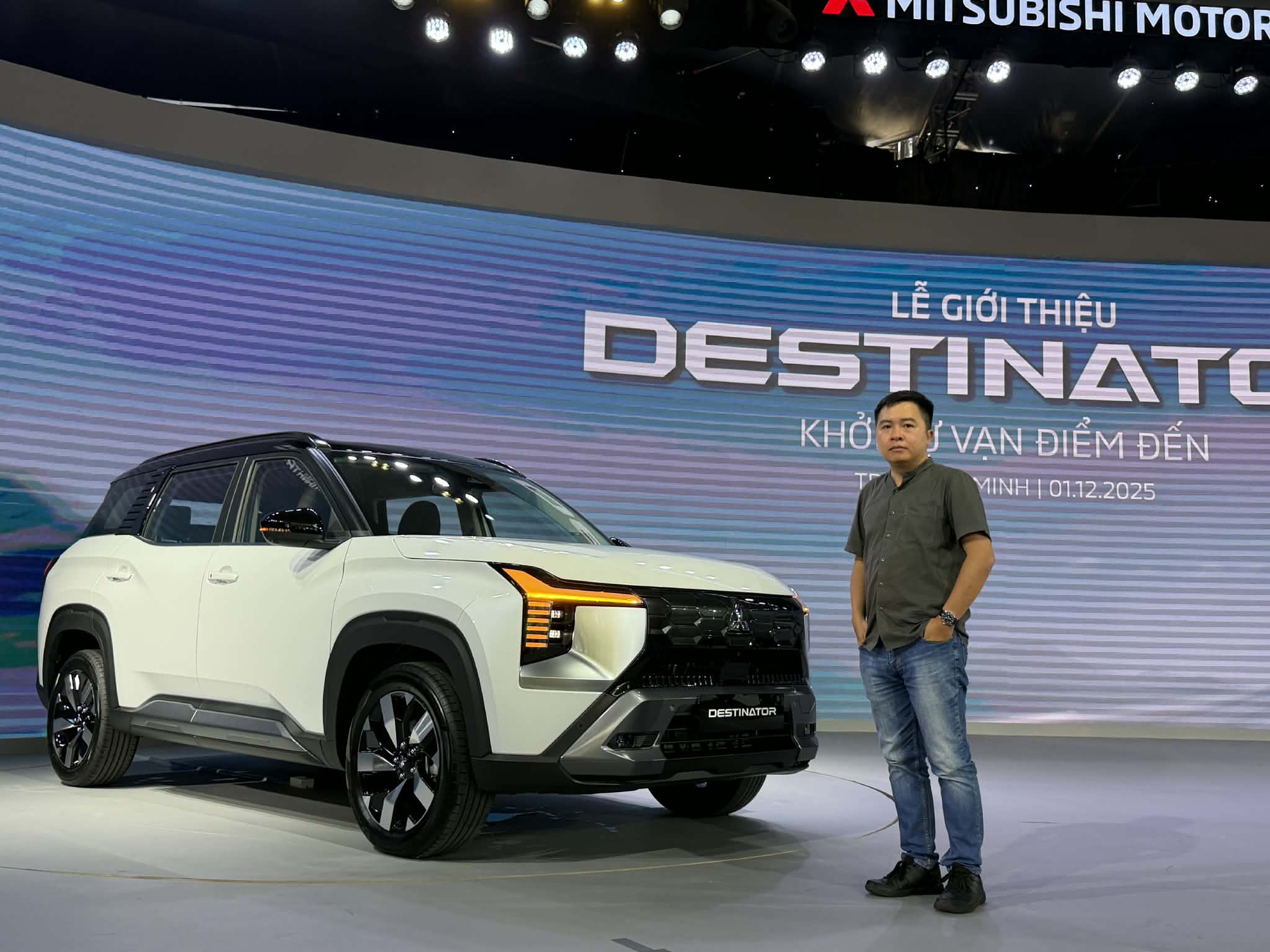 Nhà báo Nguyễn Thúc Hoàng Linh