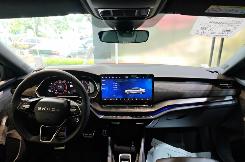 Tiện nghi trên Skoda Octavia vRS